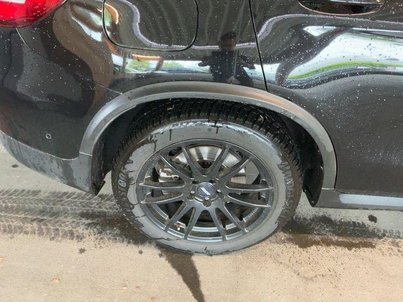 Mercedes-Benz GLC-Klasse GLC 250 4Matic AMG Line 2019 – снимка 9