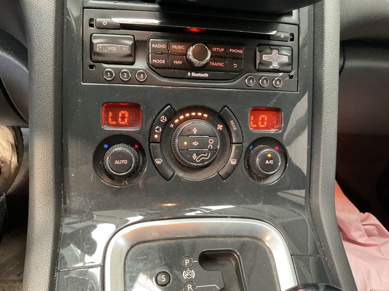 Peugeot 5008 1.6 THP Allure 2013 – снимка на щета