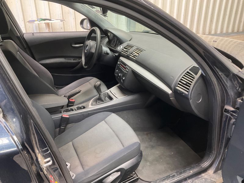 BMW 1er 116i 2006 – снимка 3