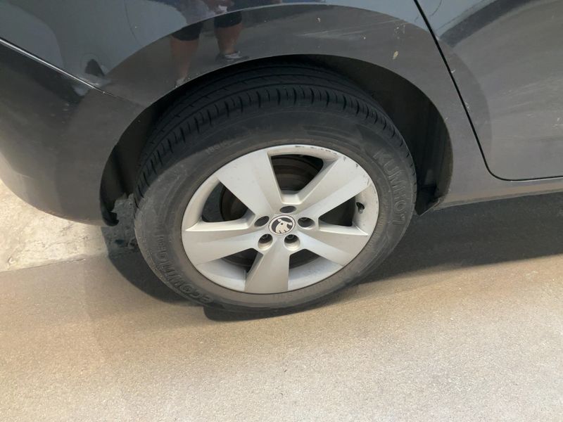 Skoda Fabia 1.0 MPI Ambition 2016 – снимка 9