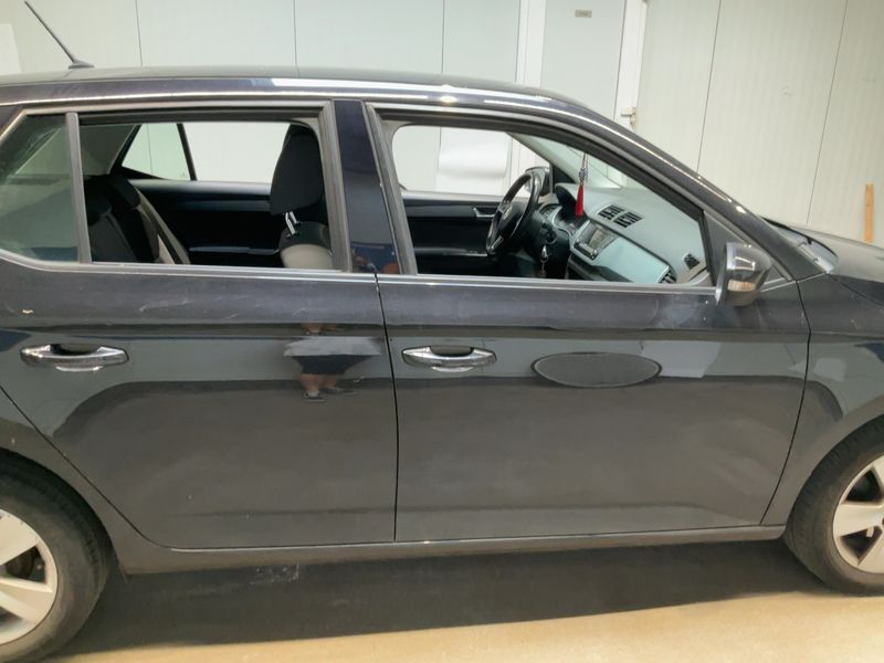 Skoda Fabia 1.0 MPI Ambition 2016 – снимка 10