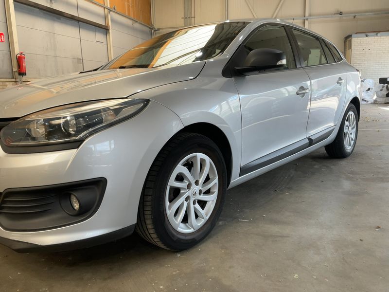 Renault Megane 1.2 Life 2014 – снимка 2
