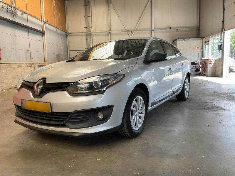 Renault Megane 1.2 Life 2014 – снимка 1