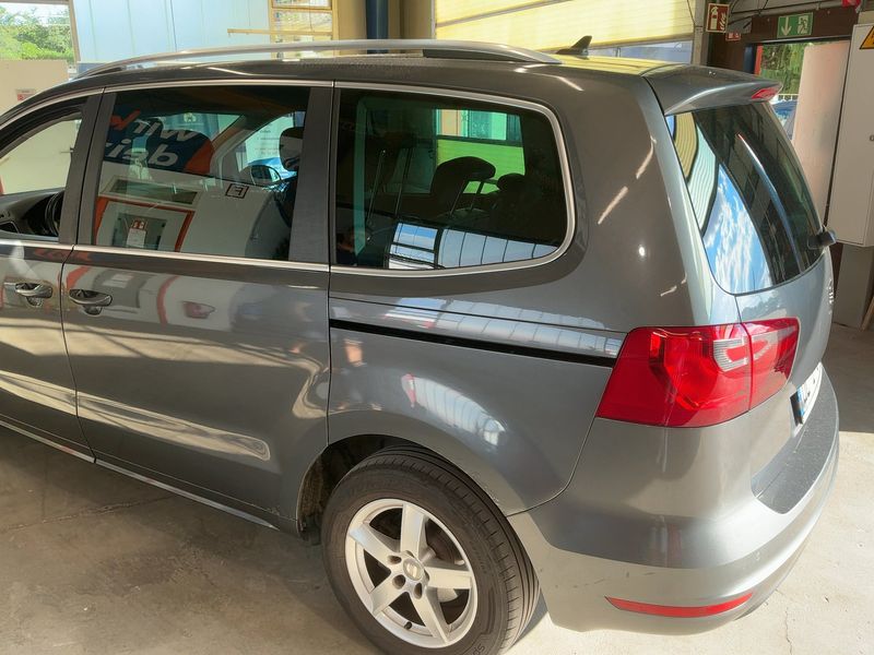 Seat Alhambra 2.0 TDI Style 2012 – снимка 6