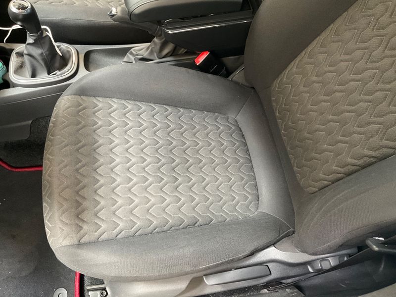 Opel Corsa 1.4 Active 2013 – снимка 26