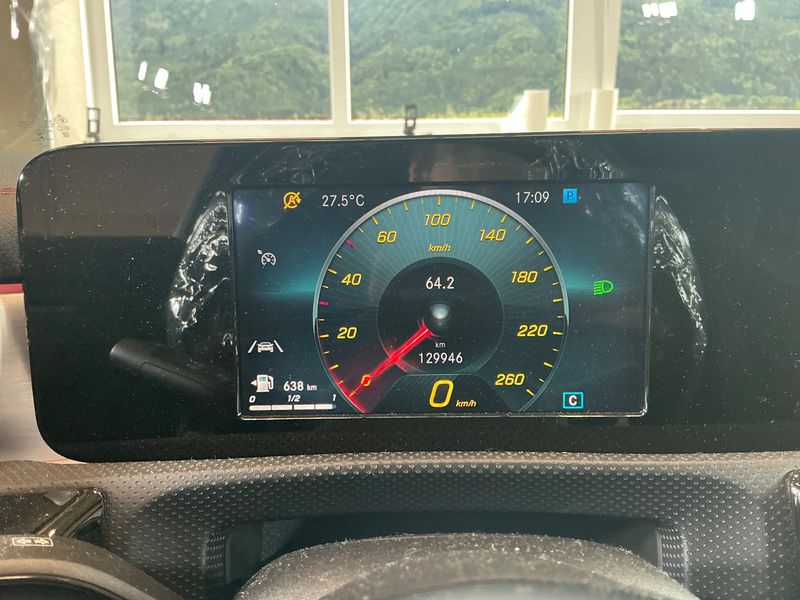 Mercedes-Benz CLA-Klasse CLA 180 AMG Line 2020 – снимка 18