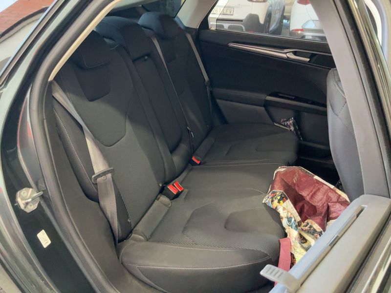 Ford Mondeo 1.5 EcoBoost Titanium 2018 – снимка 19