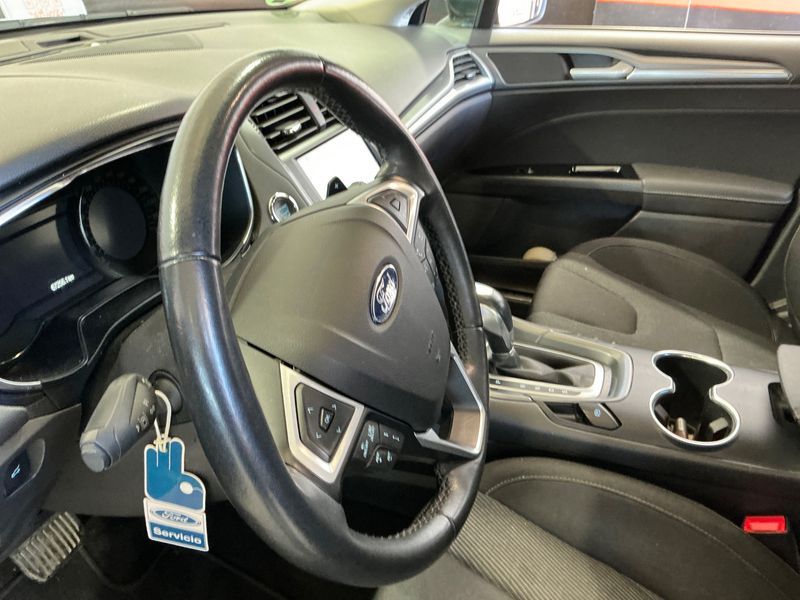 Ford Mondeo 1.5 EcoBoost Titanium 2018 – снимка 30