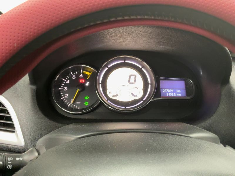 Renault Megane 2.0 TCe Dynamique 2010 – снимка 18
