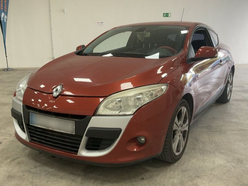 Renault Megane 2.0 TCe Dynamique 2010 – снимка 1