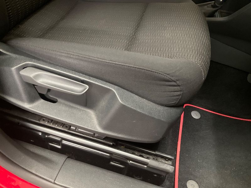 Volkswagen Caddy 1.4 TSI Comfortline BlueMotion Tech 2017 – снимка 35