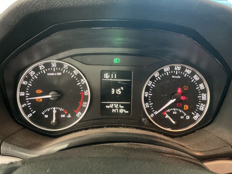 Skoda Octavia 1.6 TDI GreenLine 2011 – снимка 4