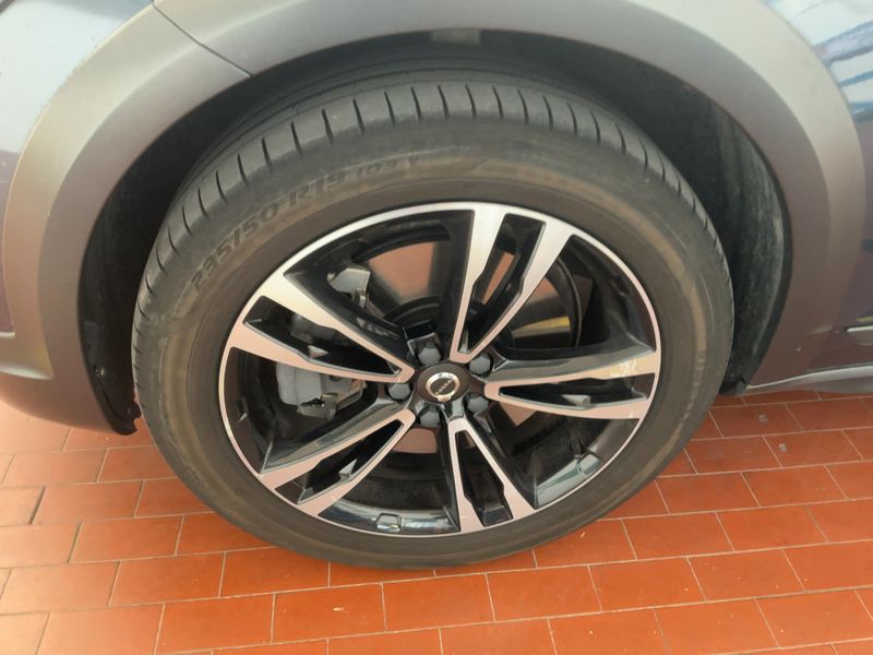 Volvo V90 Cross Country 2.0 D5 Pro AWD 2019 – снимка 3