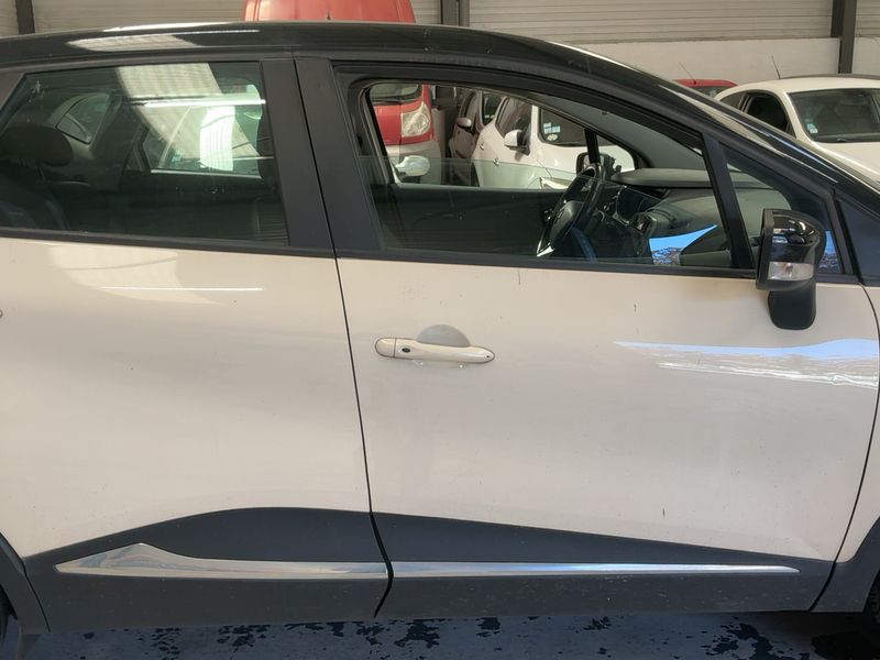 Renault Captur 1.5 dCi Business 2016 – снимка 10