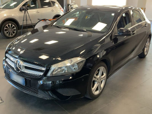 Mercedes-Benz A-Klasse A 200 CDI Urban 2015 – снимка 1
