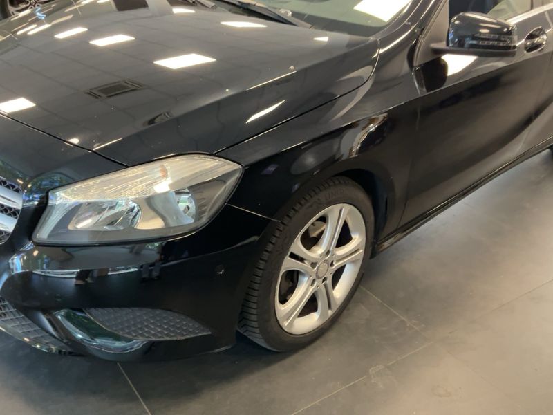 Mercedes-Benz A-Klasse A 200 CDI Urban 2015 – снимка 2