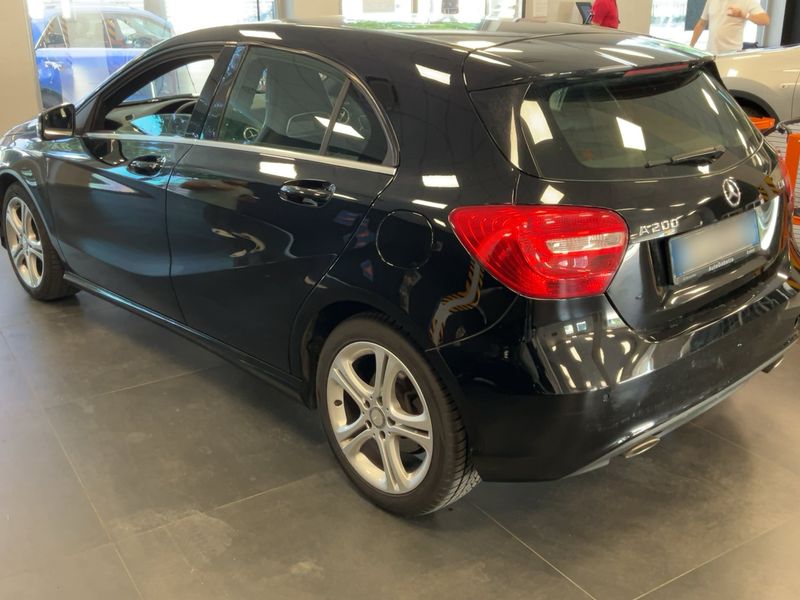 Mercedes-Benz A-Klasse A 200 CDI Urban 2015 – снимка 6
