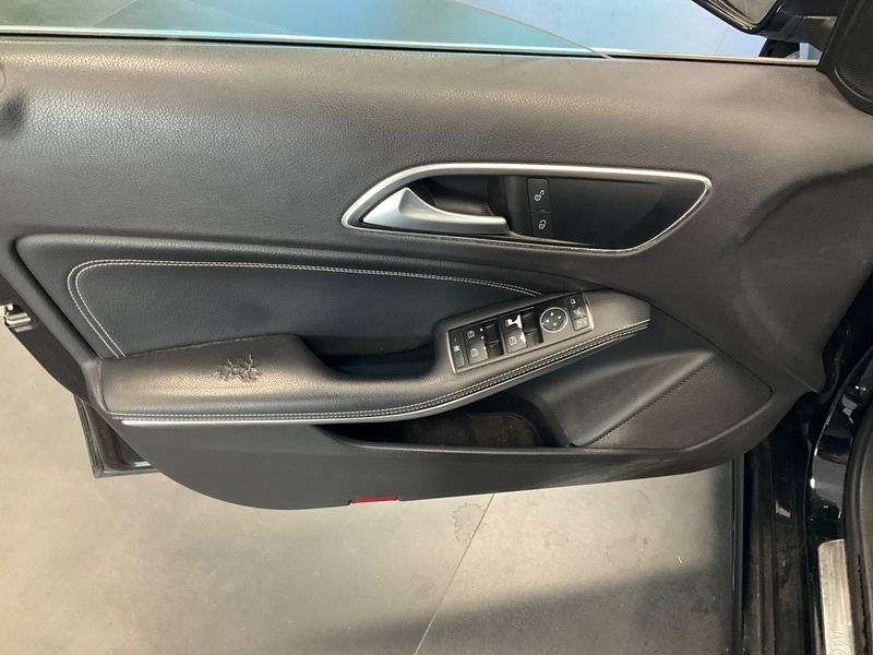 Mercedes-Benz A-Klasse A 200 CDI Urban 2015 – снимка 24