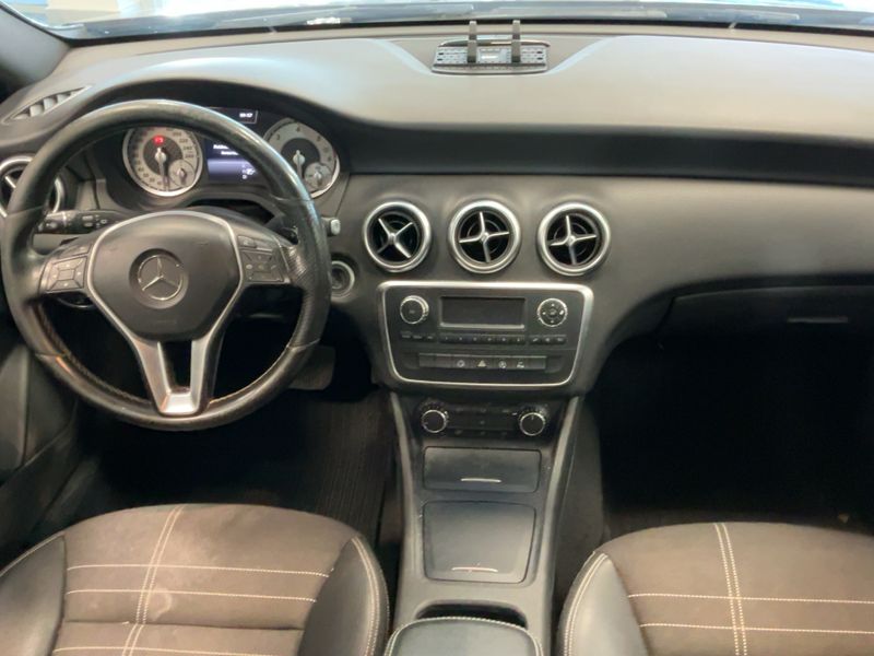 Mercedes-Benz A-Klasse A 200 CDI Urban 2015 – снимка 17
