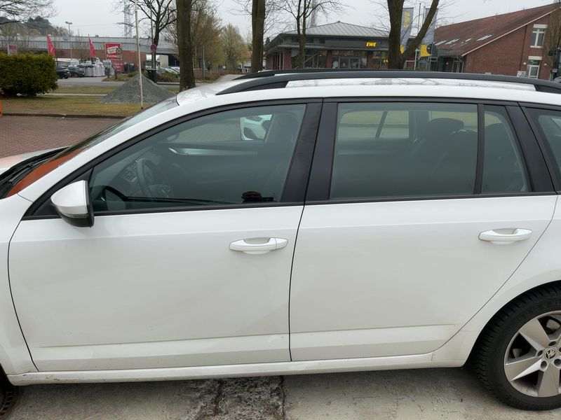 Skoda Octavia 1.6 TDI Ambition 2019 – снимка 4