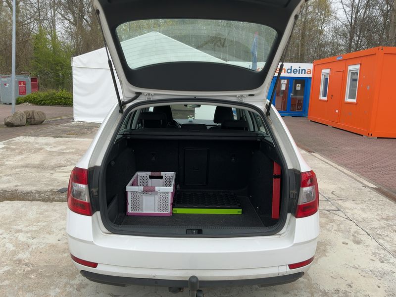 Skoda Octavia 1.6 TDI Ambition 2019 – снимка 15