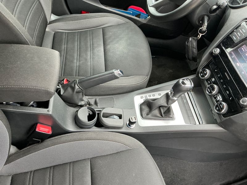 Skoda Octavia 1.6 TDI Ambition 2019 – снимка 32