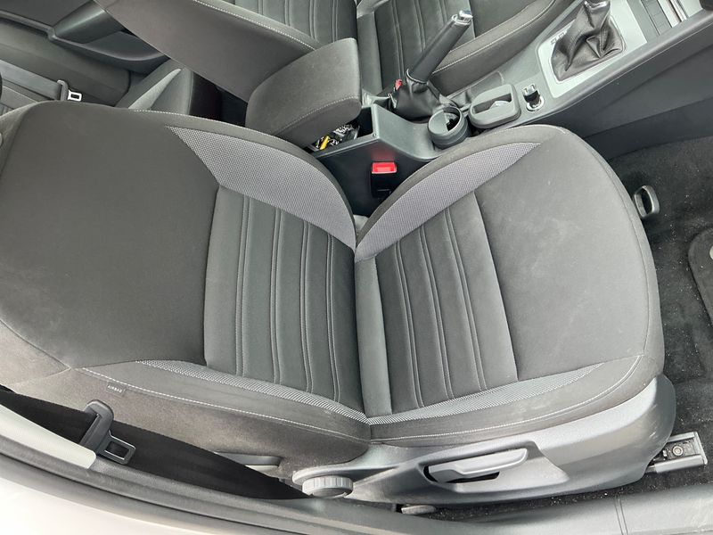 Skoda Octavia 1.6 TDI Ambition 2019 – снимка 36