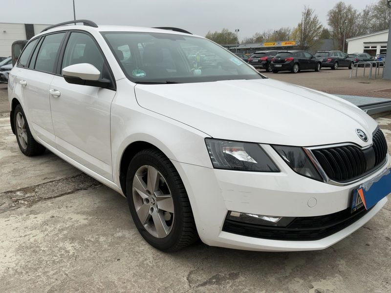 Skoda Octavia 1.6 TDI Ambition 2019 – снимка 12