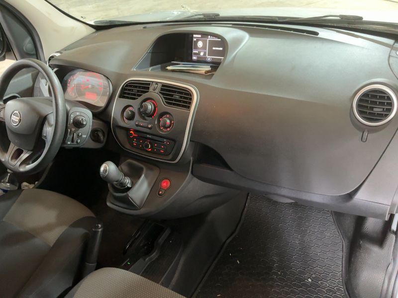 Nissan NV250 1.5 dCi L1H1 2,1t Comfort 2021 – снимка 17