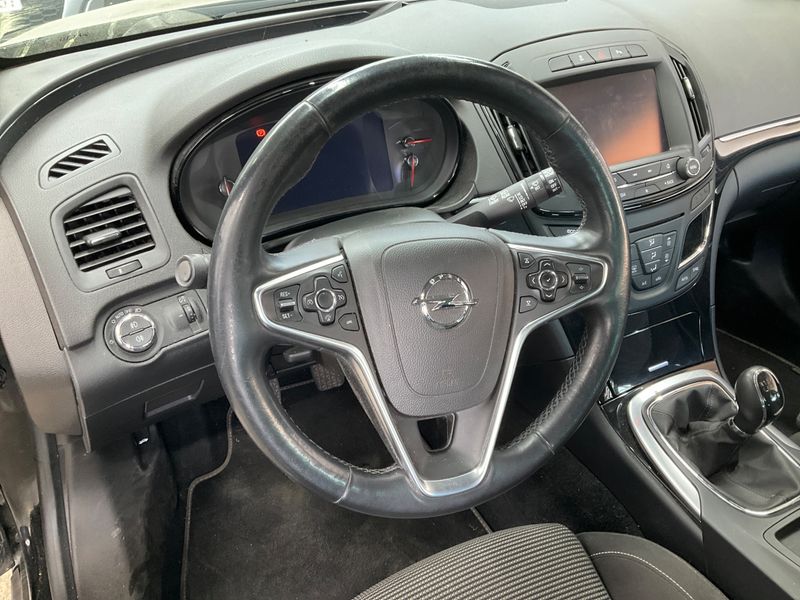 Opel Insignia Sports Tourer 2.0 CDTI Innovation 2017 – снимка 26