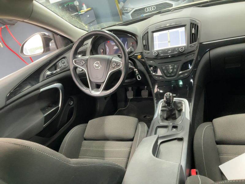 Opel Insignia Sports Tourer 2.0 CDTI Innovation 2017 – снимка 17