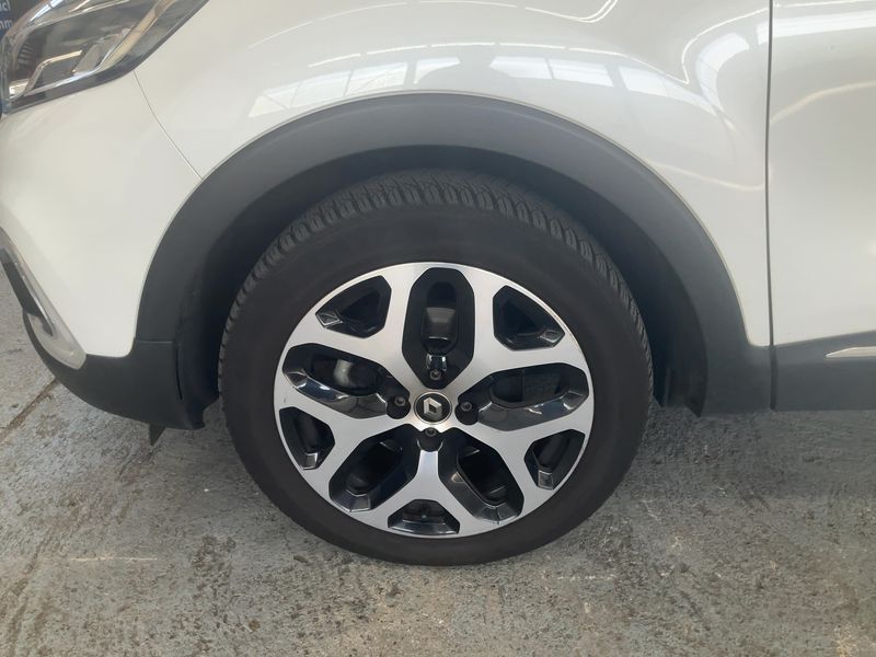 Renault Captur 1.3 TCe Collection 2019 – снимка 3