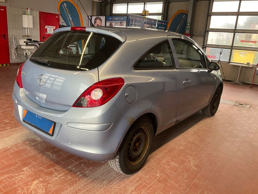 Opel Corsa 1.2 Edition 2009 – снимка 2