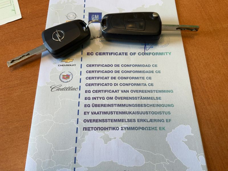 Opel Corsa 1.2 Edition 2009 – снимка 6