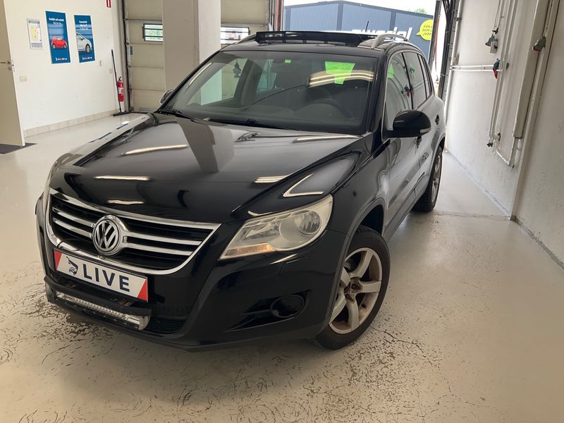 Volkswagen Tiguan 1.4 TSI Sport & Style 4Motion 2010 – снимка 1