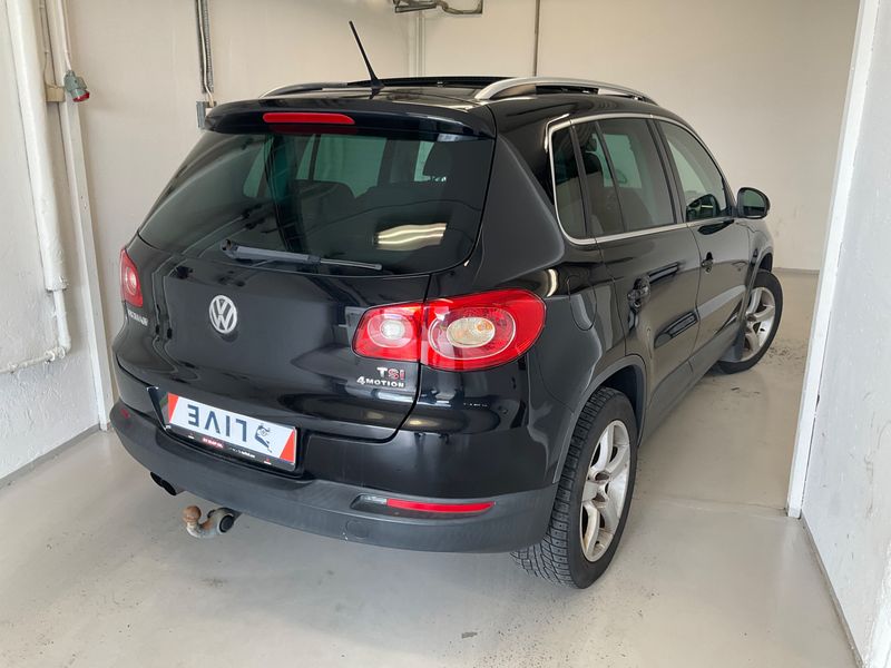 Volkswagen Tiguan 1.4 TSI Sport & Style 4Motion 2010 – снимка 2