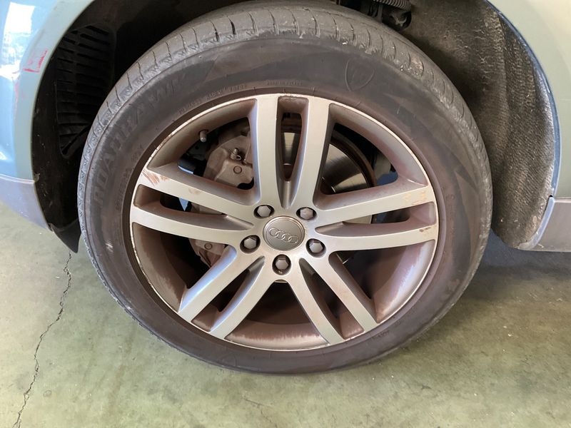 Audi Q7 3.0 V6 TDI quattro 2007 – снимка на щета
