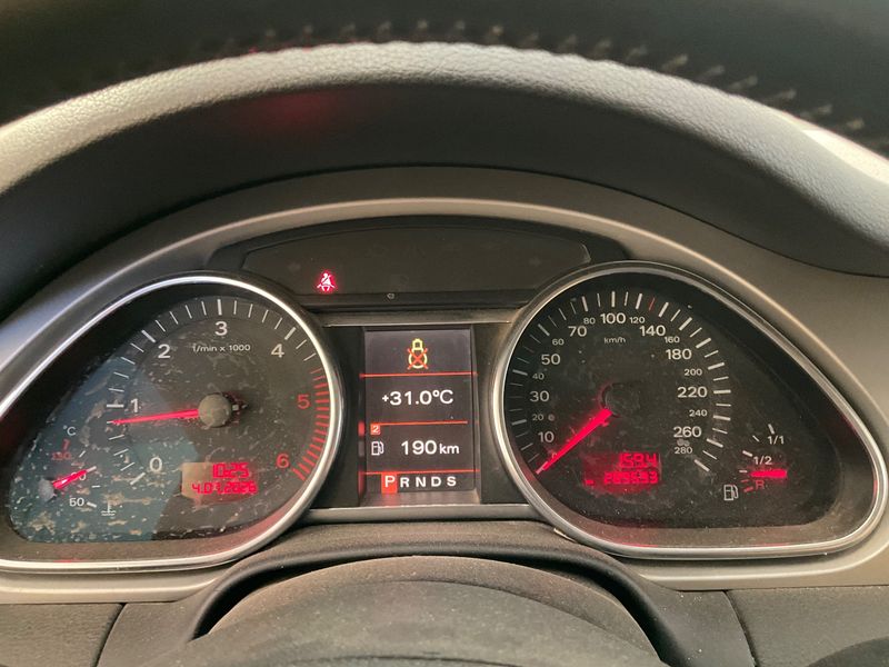 Audi Q7 3.0 V6 TDI quattro 2007 – снимка 13