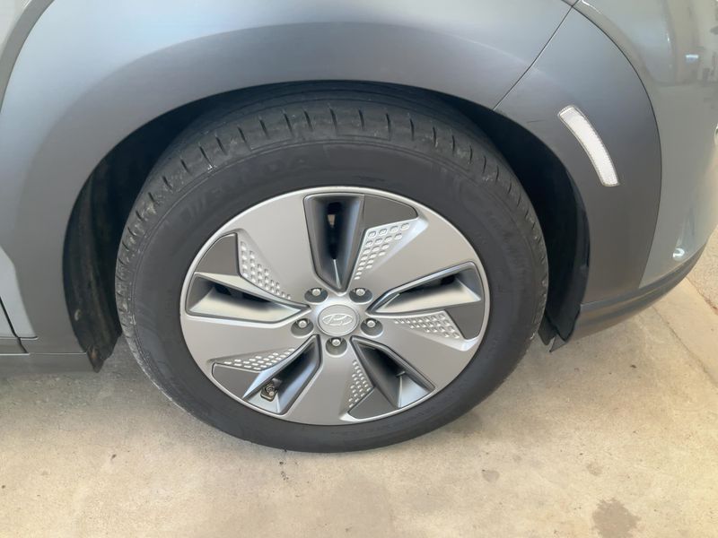 Hyundai Kona electric drive 150 kW Premium 2WD 2019 – снимка 11