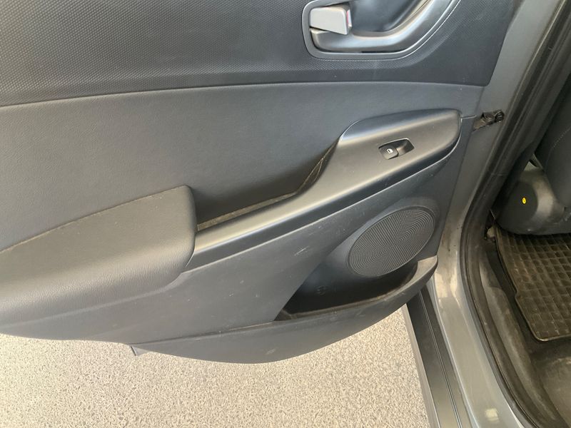 Hyundai Kona electric drive 150 kW Premium 2WD 2019 – снимка 25