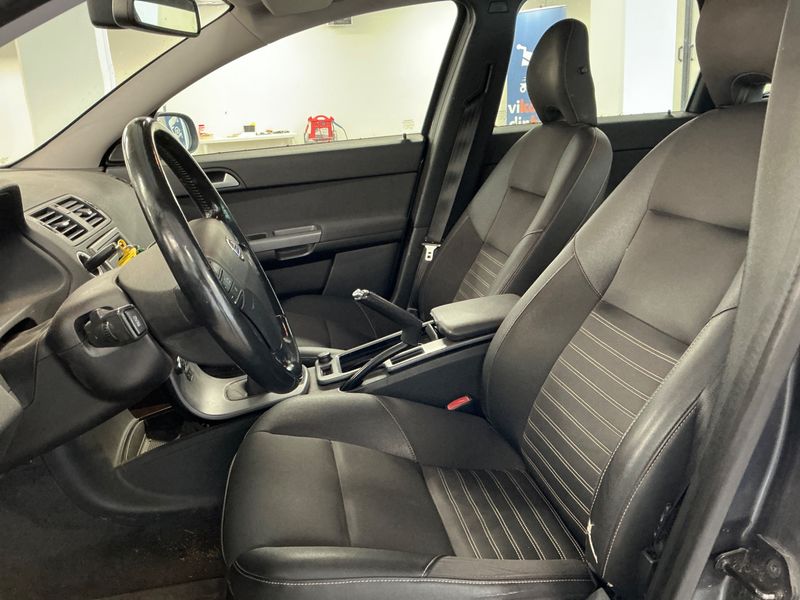 Volvo V50 1.8 F Kinetic 2008 – снимка 3