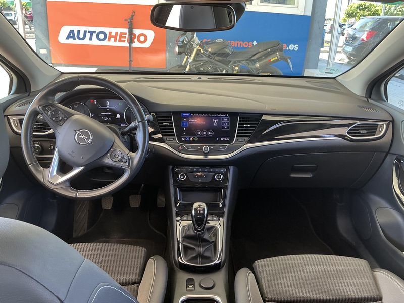 Opel Astra 1.2 Turbo Business Start/Stop 2020 – снимка 17