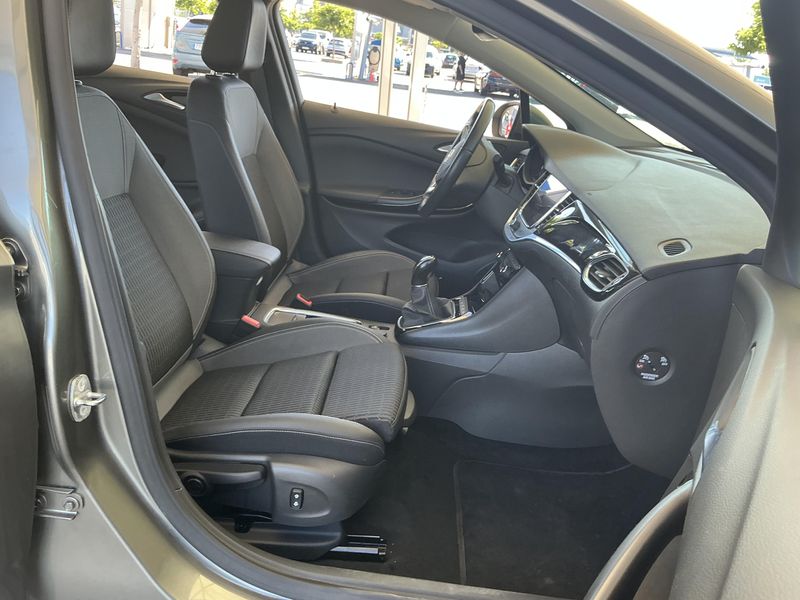 Opel Astra 1.2 Turbo Business Start/Stop 2020 – снимка 16