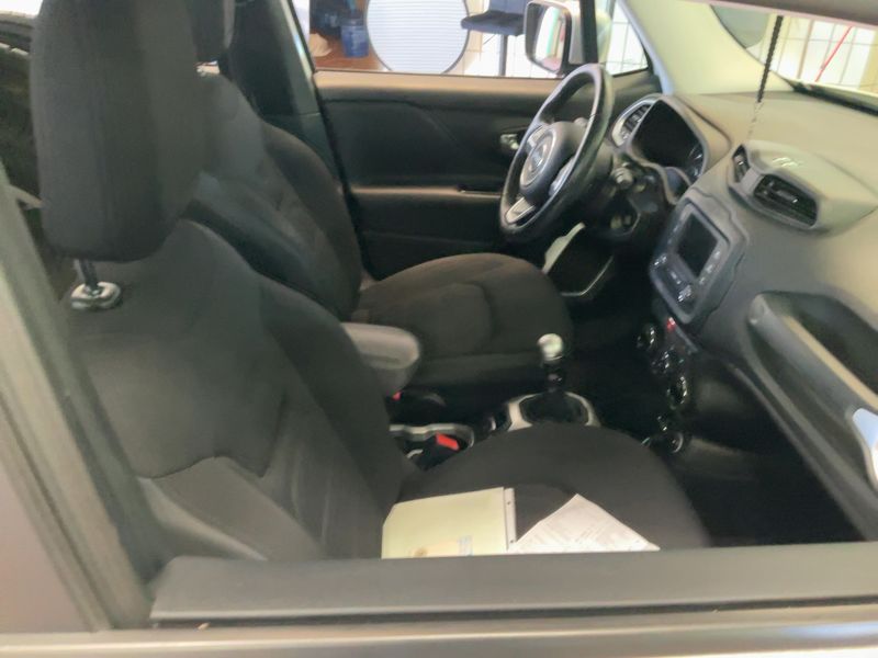 Jeep Renegade 1.6 M-Jet Limited FWD 2017 – снимка 17