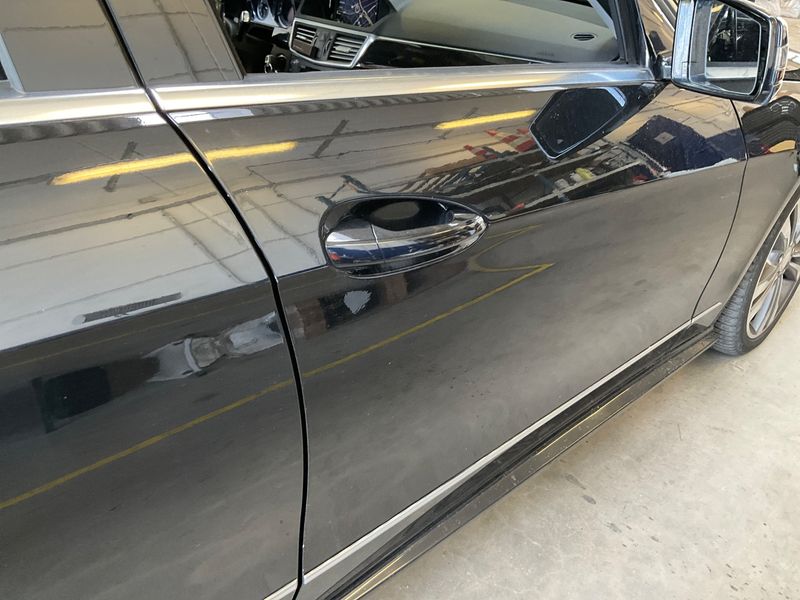 Mercedes-Benz E-Klasse E 500 CGI T BlueEfficiency 4Matic Avantgarde 2012 – снимка 22