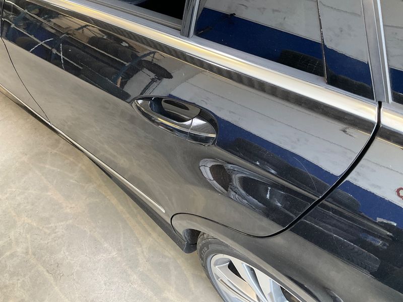 Mercedes-Benz E-Klasse E 500 CGI T BlueEfficiency 4Matic Avantgarde 2012 – снимка 24