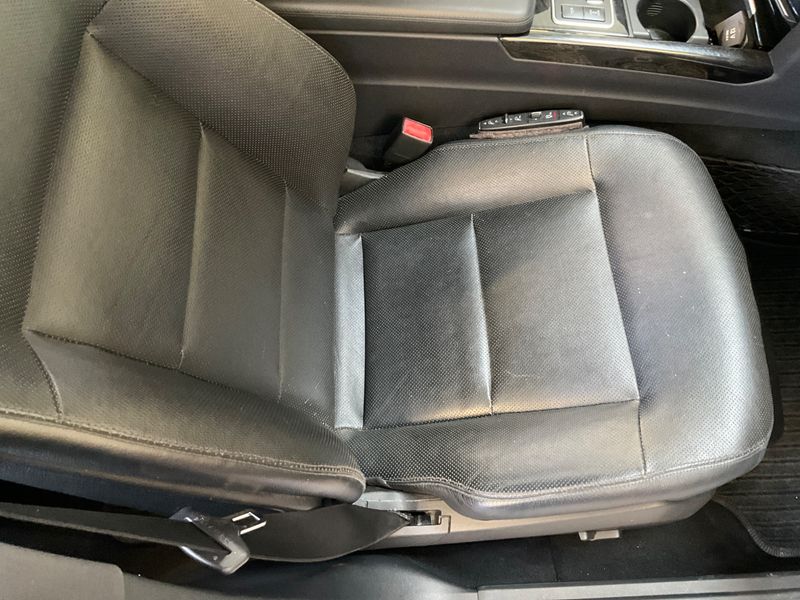 Mercedes-Benz E-Klasse E 500 CGI T BlueEfficiency 4Matic Avantgarde 2012 – снимка 31