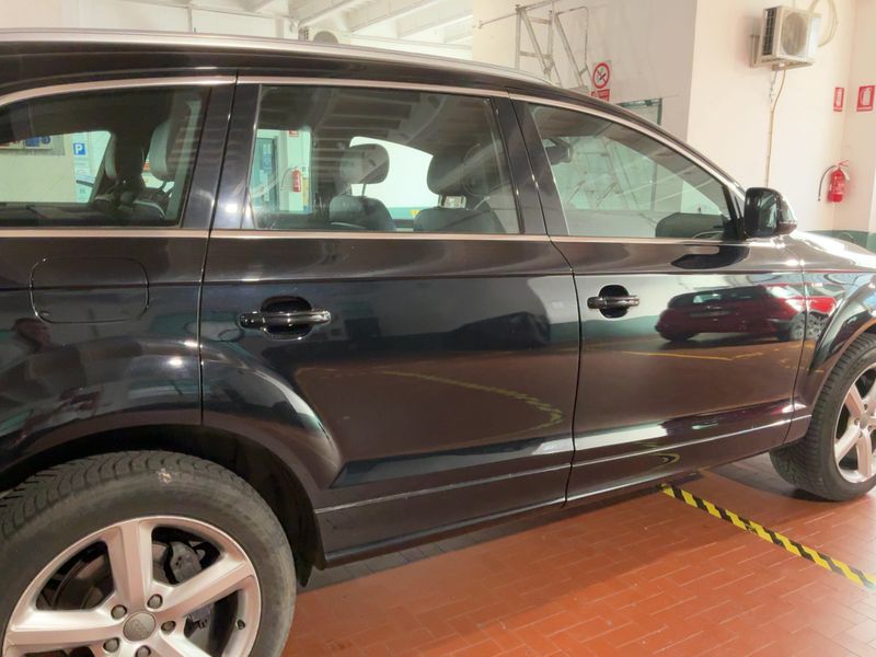 Audi Q7 3.0 V6 TDI quattro 2012 – снимка 10