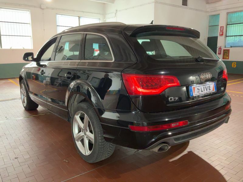 Audi Q7 3.0 V6 TDI quattro 2012 – снимка 6