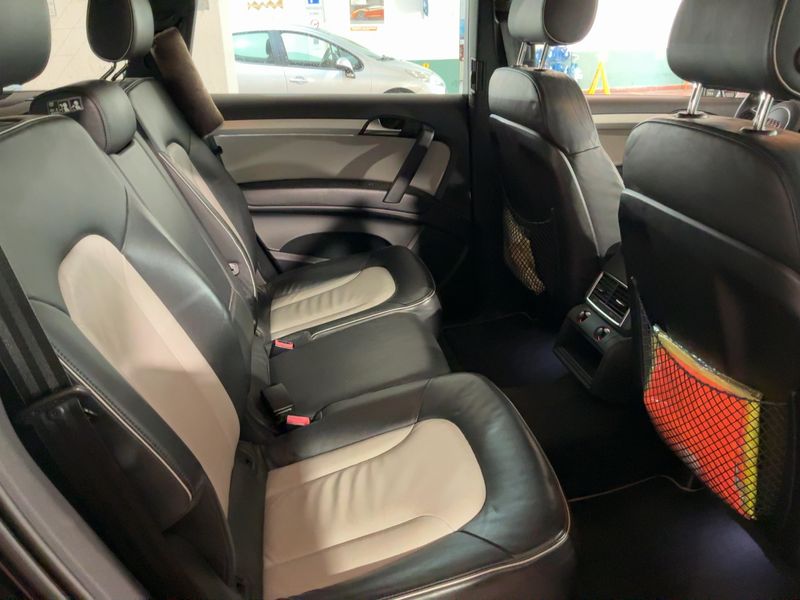 Audi Q7 3.0 V6 TDI quattro 2012 – снимка 19
